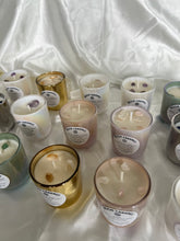 Load image into Gallery viewer, Love Crystal Intention Candle