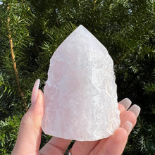 Load image into Gallery viewer, Rose Quartz Point