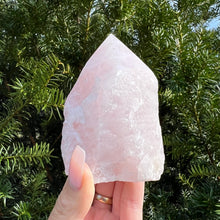 Load image into Gallery viewer, Rose Quartz Point